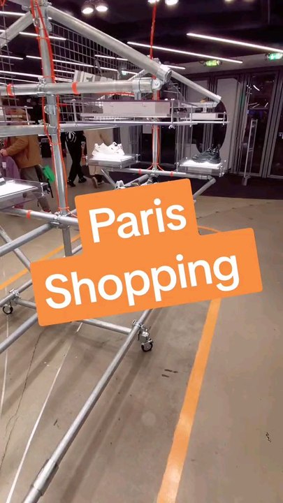 On découvre des objets insolites