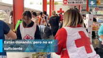 Mexicanos y hasta extranjeros acuden al llamado de ayuda de Cruz Roja por Otis