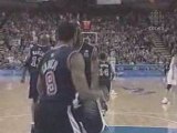 Basketball - Vince Carter - Dunks Over 7'2 Guy At 2000