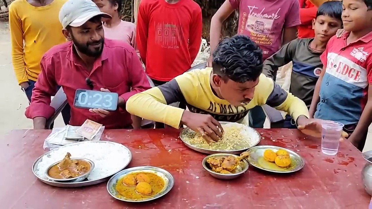 chicken grevi egg curry eating challenge 6200 ka inam