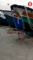 طائرات الاحـ ـتـ ـلال تدمر مراكب صيد بميناء الصيادين في غزة