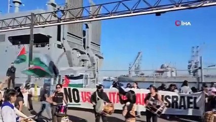 ABD'de İsrail'e silah taşıdığı iddia edilen gemiye engellemeye çalışanlar gözaltına alındı