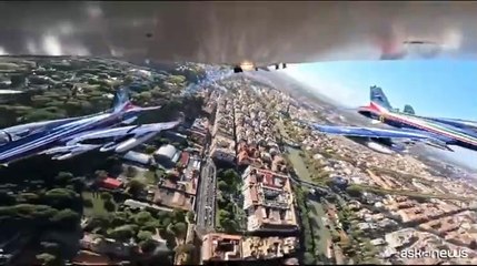 Il centro storico di Roma visto dalle Frecce Tricolori in volo