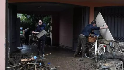 İtalya'da fırtınanın yol açtığı selde can kaybı artıyor