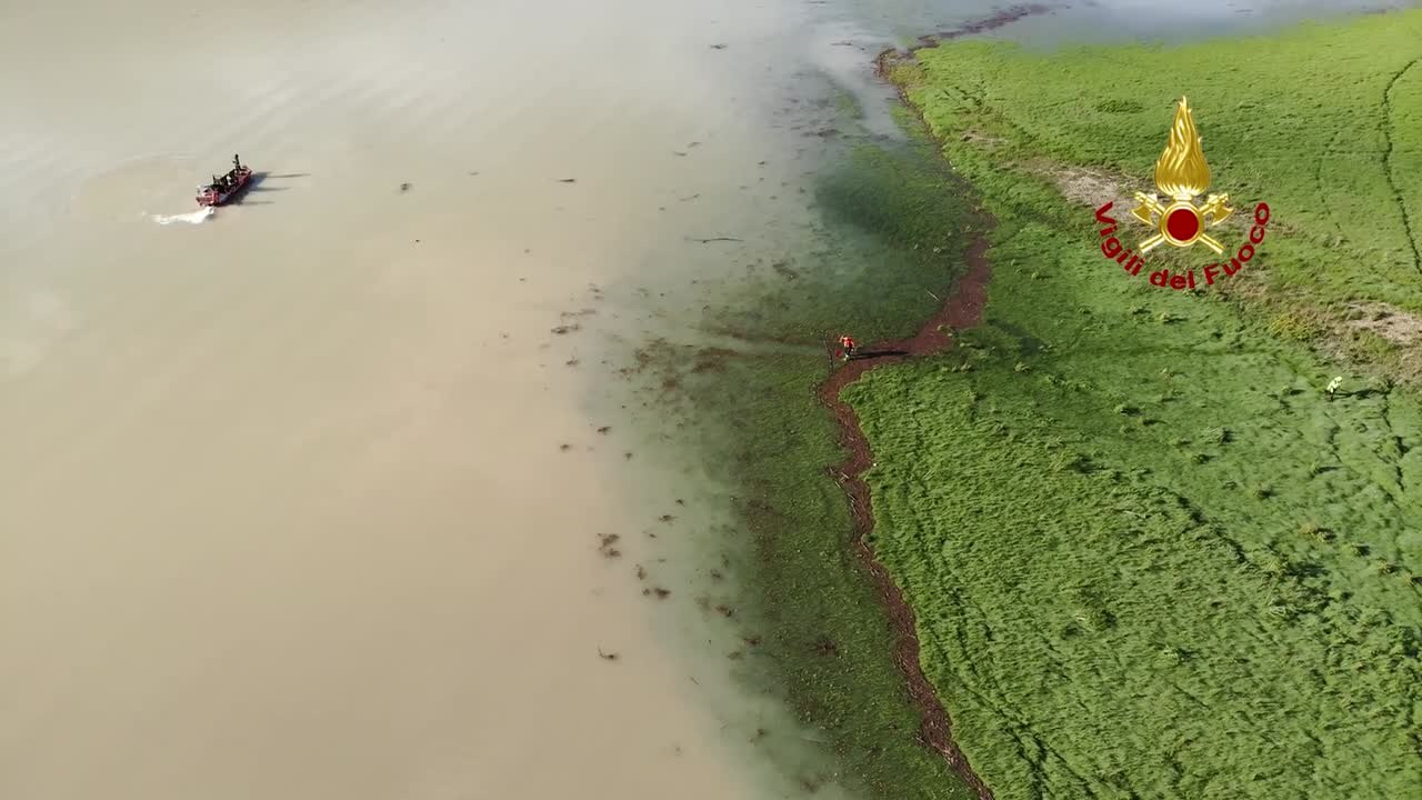 Maltempo, proseguono ricerche del vigile del fuoco disperso nel Bellunese