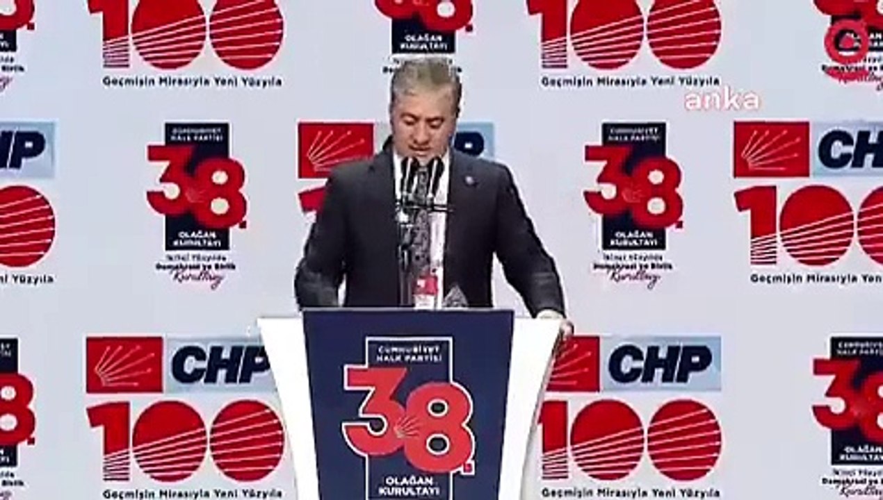 Murat Emir: Bu yarış, 'sol' diyenler, ısrarla 'Atatürk ilkeleri' diyenlerle, 'şimdi sağa açılıyoruz' diyenler arasındadır