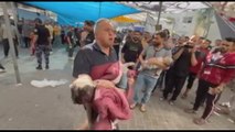 Bambini morti e feriti dopo un attacco su un quartiere di Gaza