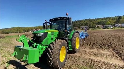 121 Grubbern mit John Deere 6130 R