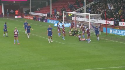 WSL - Chelsea écrase Aston Villa et prend la tête du championnat