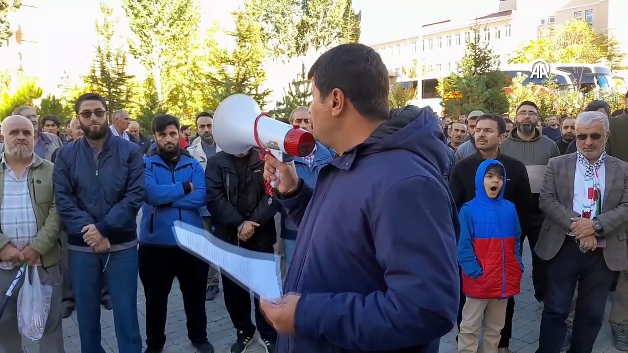 İsrail'in Gazze'ye yönelik saldırıları Van'da protesto edildi