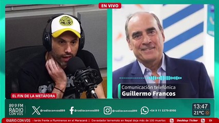 El momento en que Guillermo Francos corta la nota