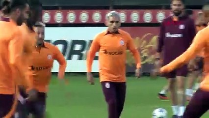 Okan Buruk fera de Hakim Ziyech le nom incontournable du onze de départ