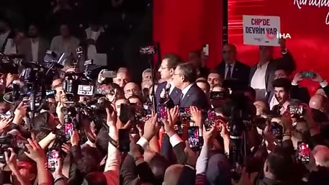 Le nouveau président du CHP, Özgür Özel, a rencontré 81 présidents de province : Nous dresserons une liste de Premier ministre digne de notre parti