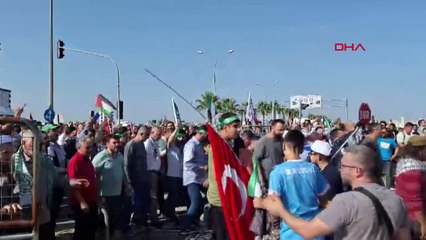 İncirlik Hava Üssü'ne protesto gösterisi