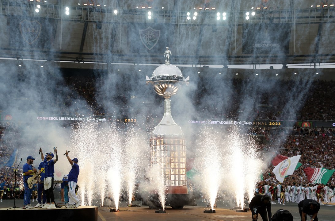 AR OOV FLUMINENSE & RIO FANS 051123