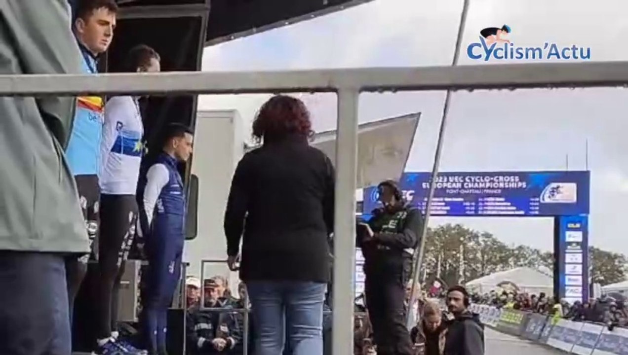 Cyclo-cross - Championnats d'Europe - Pontchâteau 2023 - Rémi Lelandais sur le podium en U23, les Belges Jente Michels et Emiel Verstrynge en Or et en Argent : "Si j'avais pris un meilleur départ !"