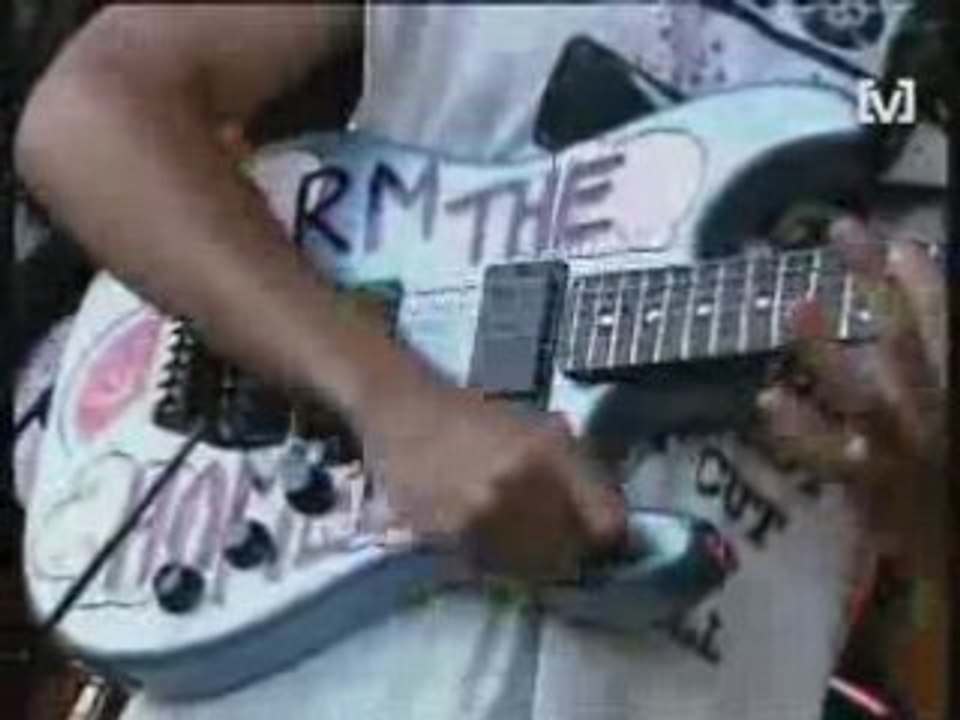 RAGE AGAINST THE MACHINE - BOMBTRACK