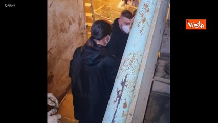 Giani a Quarrata visita biblioteca danneggiata dall'alluvione