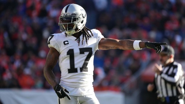 Davante Adams: Buy or Sell? Fantasy Outlook Analysis