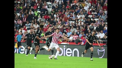 Trendyol Süper Lig: Antalyaspor: 0 - Beşiktaş: 1 (İlk yarı)