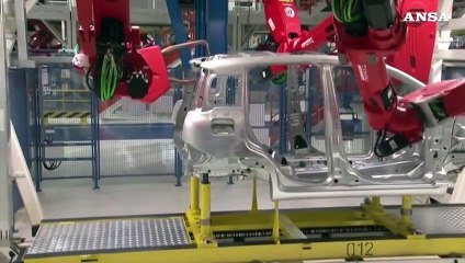 Mercato dell'auto, balzo ad ottobre: il 2023 chiudera' a quota 1,6 milioni