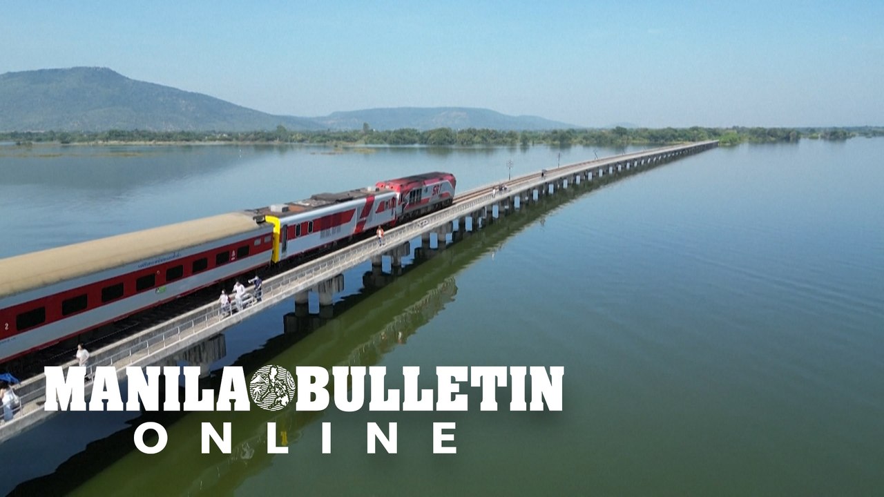 All aboard on Thailand's 'floating train'