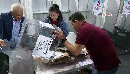 CHP'nin 38. Olağan Kurultayı'nda PM ve YDK seçimleri başladı