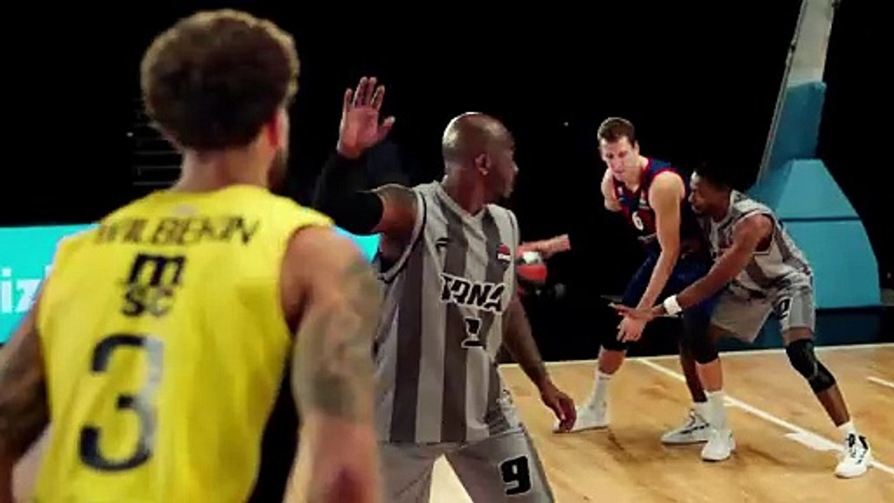 DenizBank Reklam : "Genç Kız"