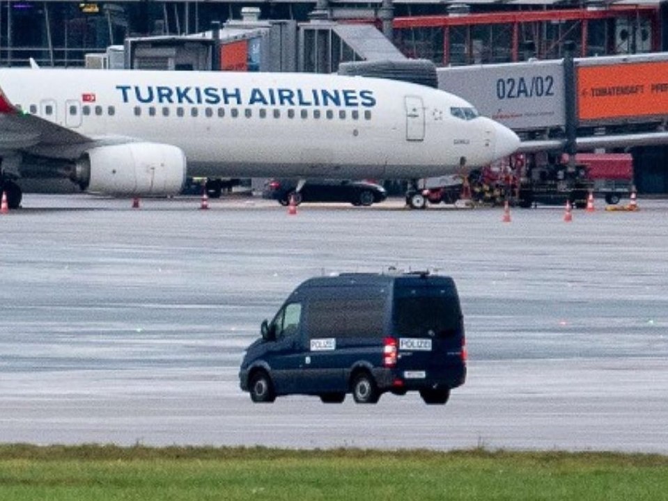 Nach über 18 Stunden: Geiselnahme am Hamburger Flughafen beendet