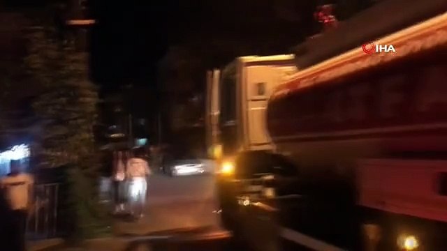 Tekirdağ Çorlu'da Bir Apartmanın Çatısı Alev Alev Yandı