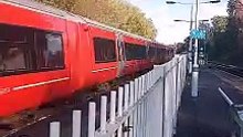 Class 387 Gatwick express from London Victoria to Gatwick Airport 2023 passes through Purley oaks station