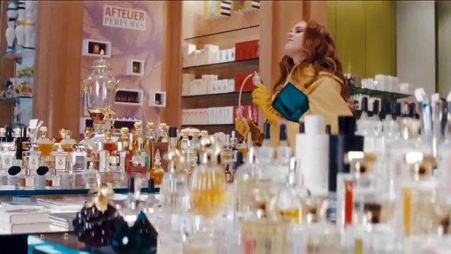 Os Delírios De Consumo De Becky Bloom - Trailer Sessão da Tarde