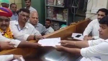 जोधपुर: सूरसागर विधानसभा से कांग्रेस प्रत्याशी शहजाद ने किया नामांकन, देखिए क्या किए वादे