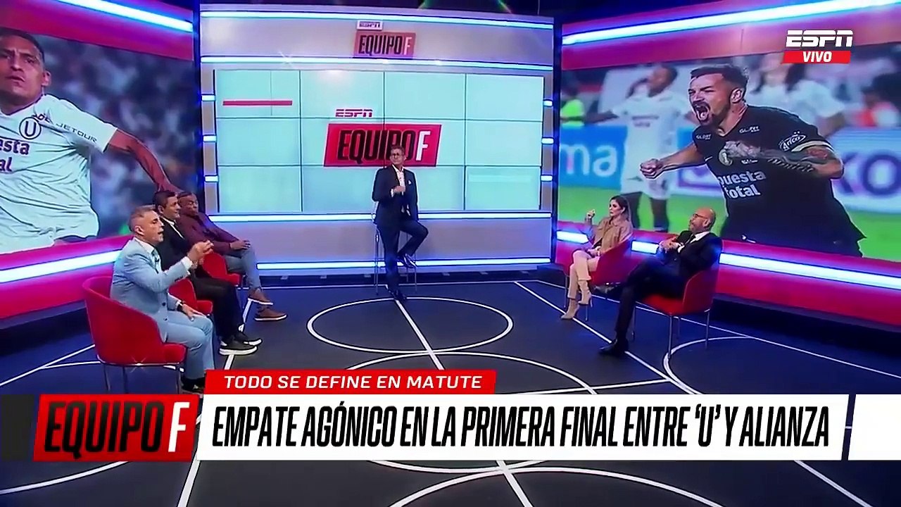 Julinho asegura que Alianza Lima "empató de suerte" y pelea con Mr. Peet
