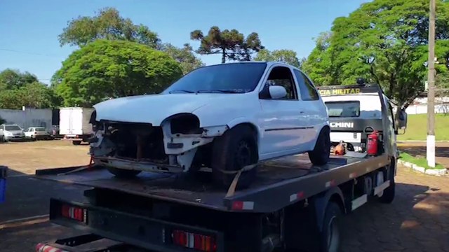 Corsa que foi furtado na madrugada é recuperado pela Polícia Militar