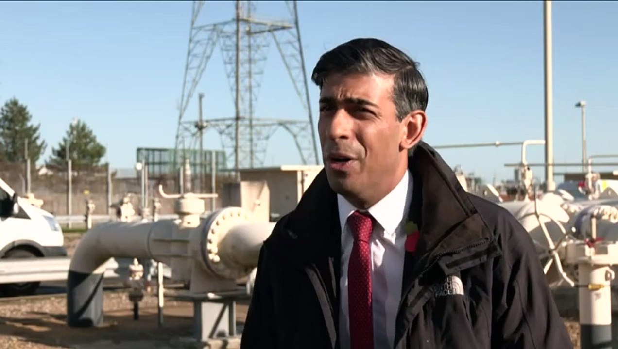 PM refuses to criticise Home Sec over homelessness comments