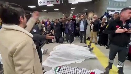 Marmaray'dan inenler gördükleri manzara karşısında neye uğradığını şaşırdı! Bir anda kefenlere sarıldılar