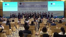 '해빙 상징' 美 오케스트라, 50년 만에 베이징서 공연 / YTN