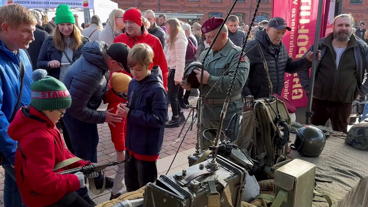 Piknik z okazji Święta Niepodległości w łódzkiej Manufakturze