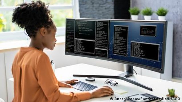 Gender gap: Women wanted for tech jobs