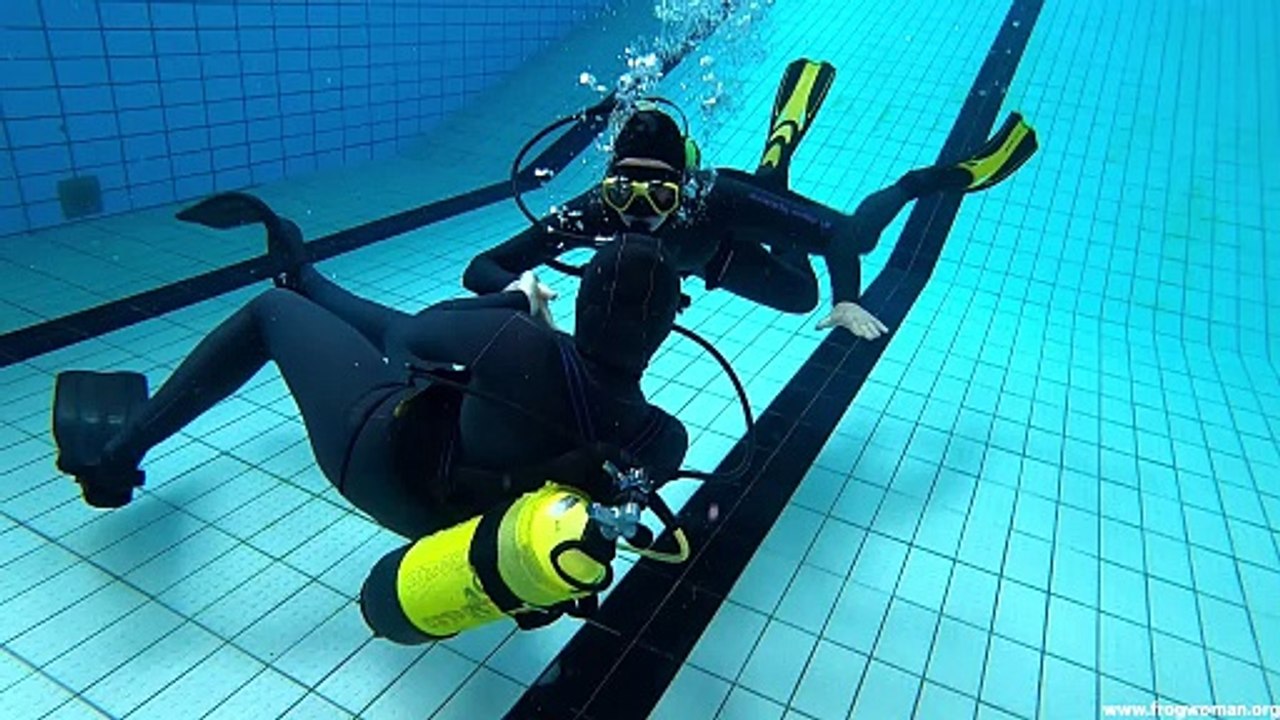 Scuba Spy - Trailer - Two female divers in a scuba fight! [Video 12 of ...