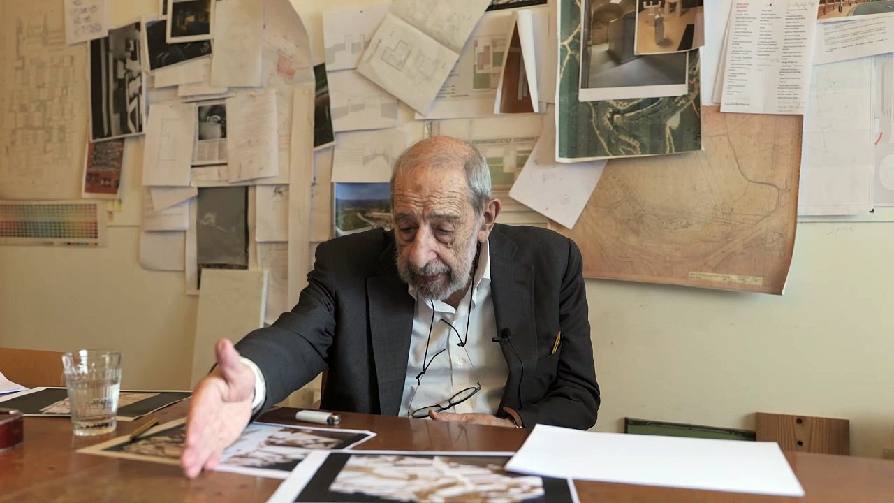 Álvaro Siza: "É a maldição da Avenida da Ponte!"