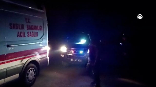 Devrilen otomobilde çıkan yangında 6 kişi hayatını kaybetti, sürücü yaralandı