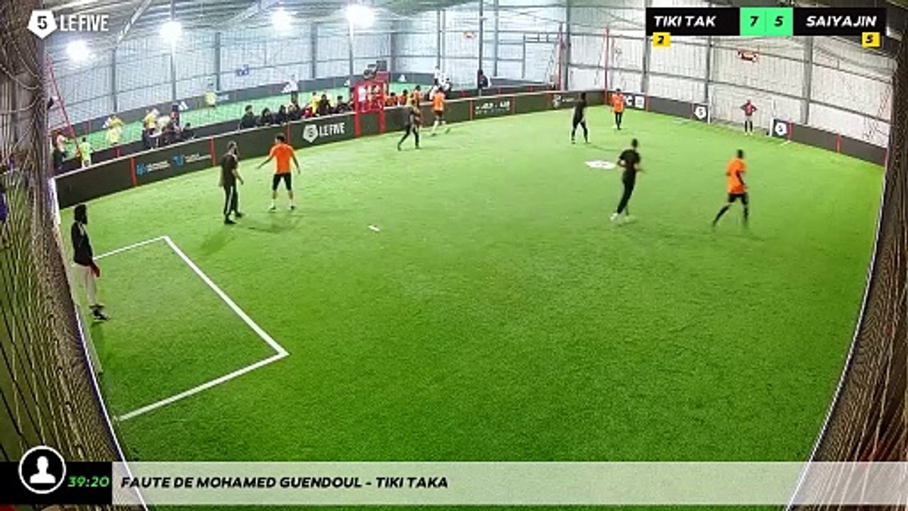 Faute de Mohamed Guendoul - Tiki Taka
