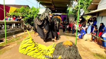 barongan traditional Javanese art | Larasati Tegalombo culture
