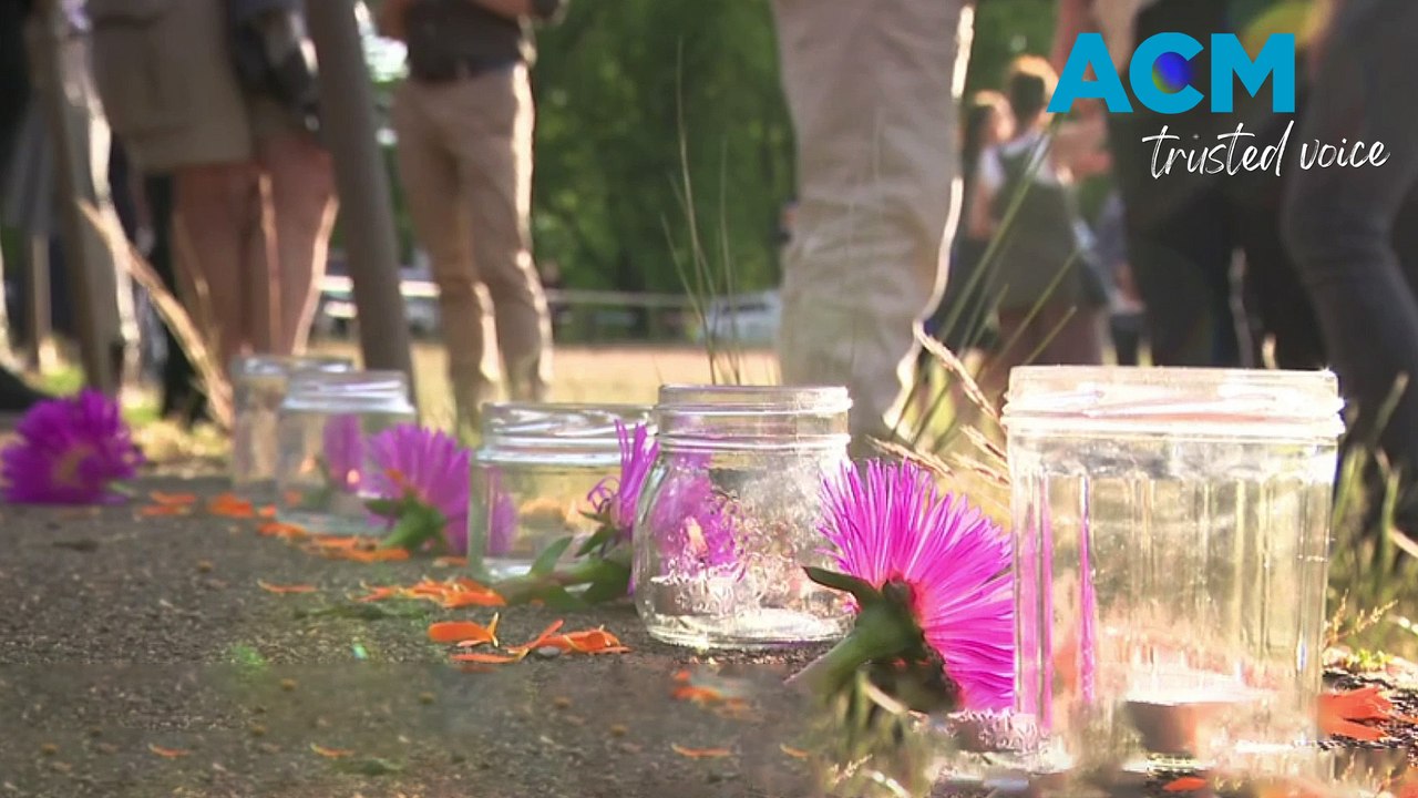 Daylesford unites in grief as pub crash victims named - video Dailymotion