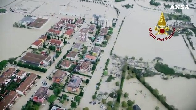 Maltempo in Toscana, la ricognizione aerea su Campi Bisenzio e Prato