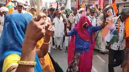 प्रदेश के इस शहर में पारंपरिक वाद्ययंत्रों पर झूमी महिलाएं...देखें वीडियो