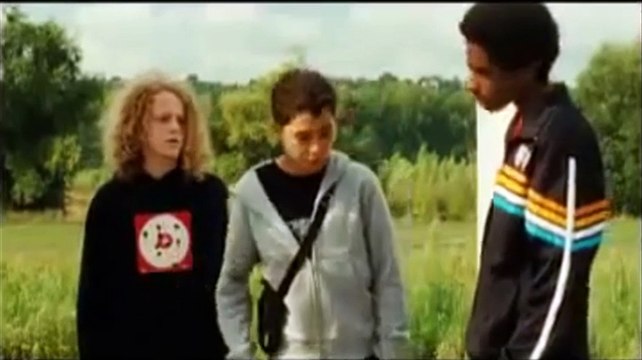 Neuilly sa mère ! (2009) - Bande annonce