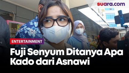 Ditanya Dapat Kado Ultah Apa dari Asnawi Mangkualam, Fuji Senyum-Senyum